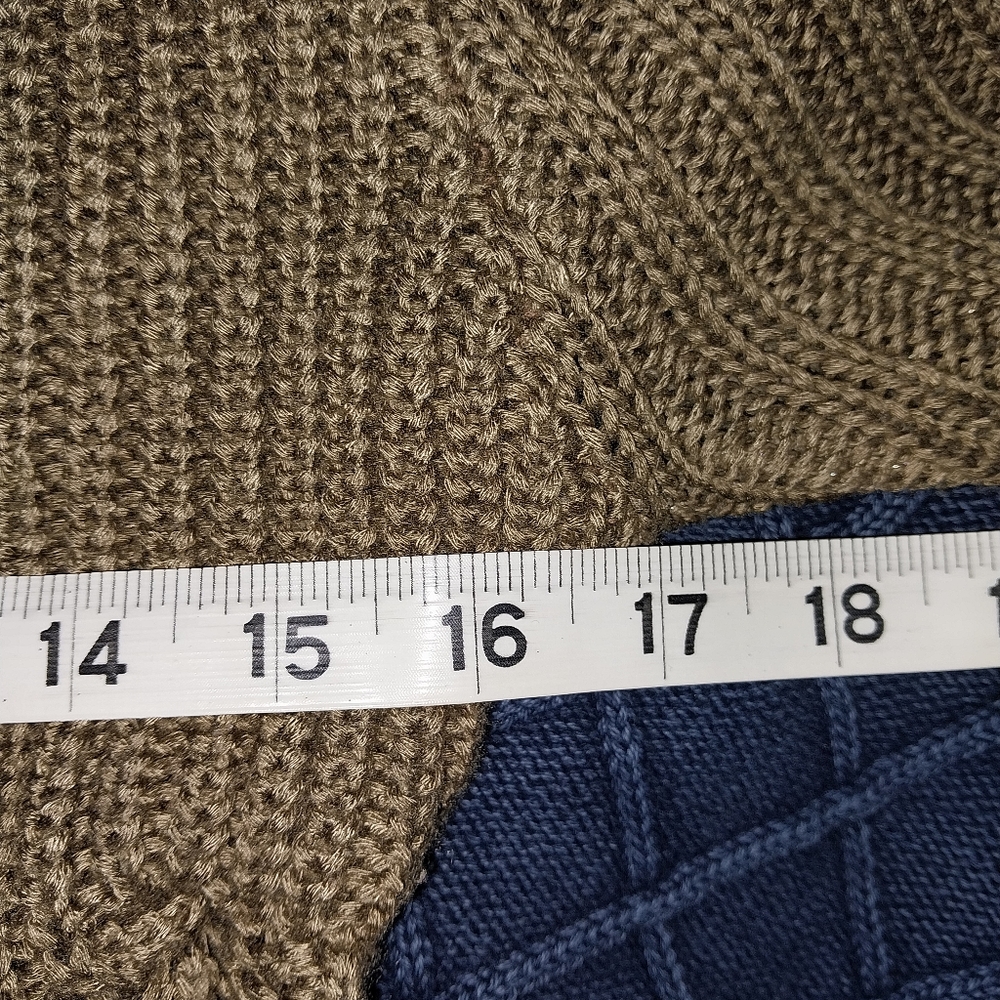 Y2K Taupe Sweater - Picture 5 of 8